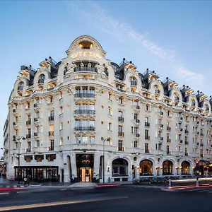 Lutetia ***** Paris